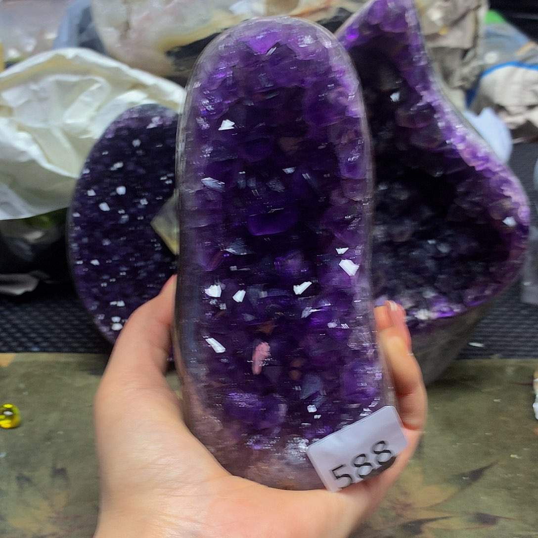 紫晶大型摆件（非配饰）未镶嵌