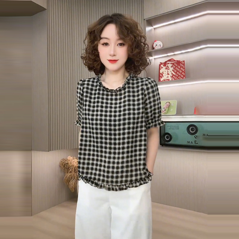 韩版时尚圆领格子衬衫女夏季洋气木耳边格子衬衣宽松百搭薄款上衣