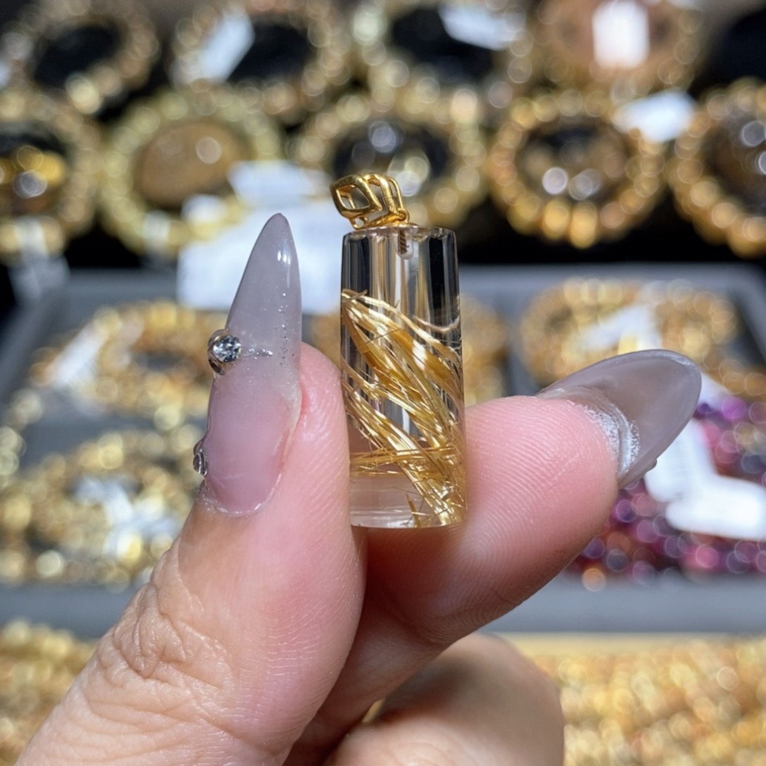 水晶吊坠18K金镶嵌芊