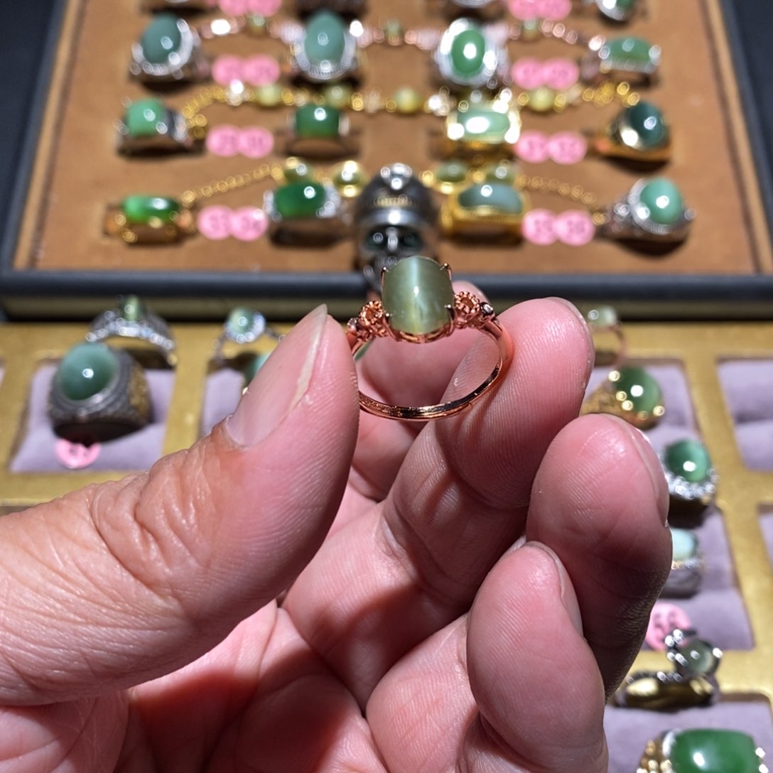 和田玉（碧玉）戒指未镶嵌