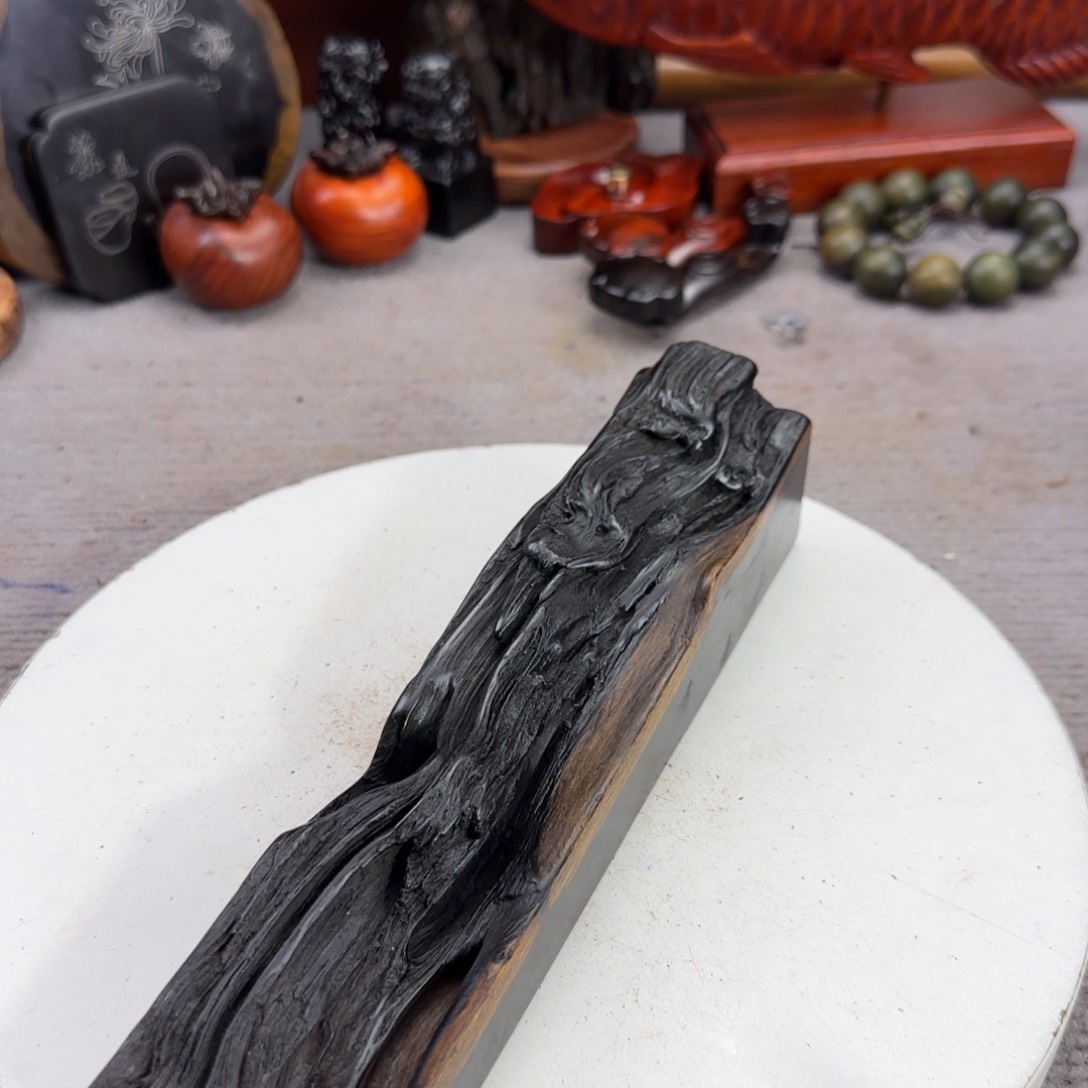 大果紫檀（缅甸花梨）努**着