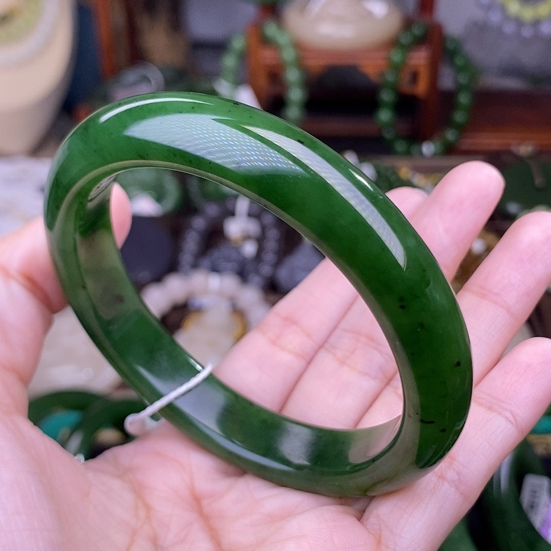 和田玉59 碧玉菠菜绿脂膏级手镯天花板老料未镶嵌