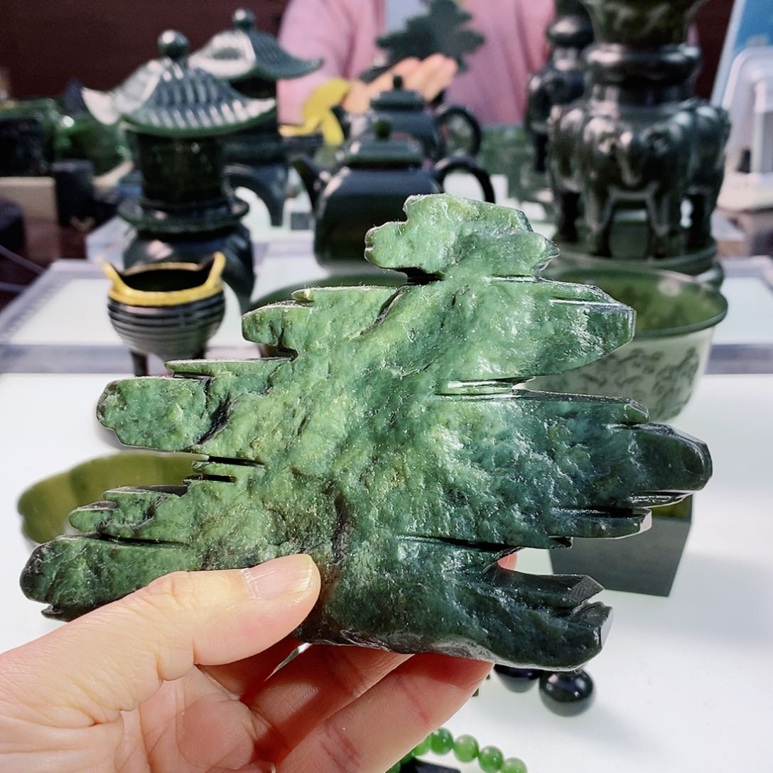 和田玉（青玉）摆件未镶嵌