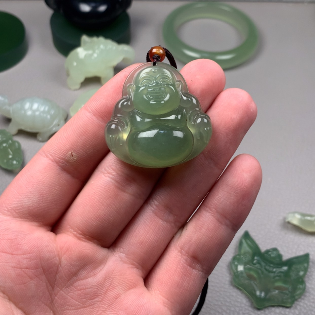 【闪购商品】蛇纹石玉未镶嵌岫玉