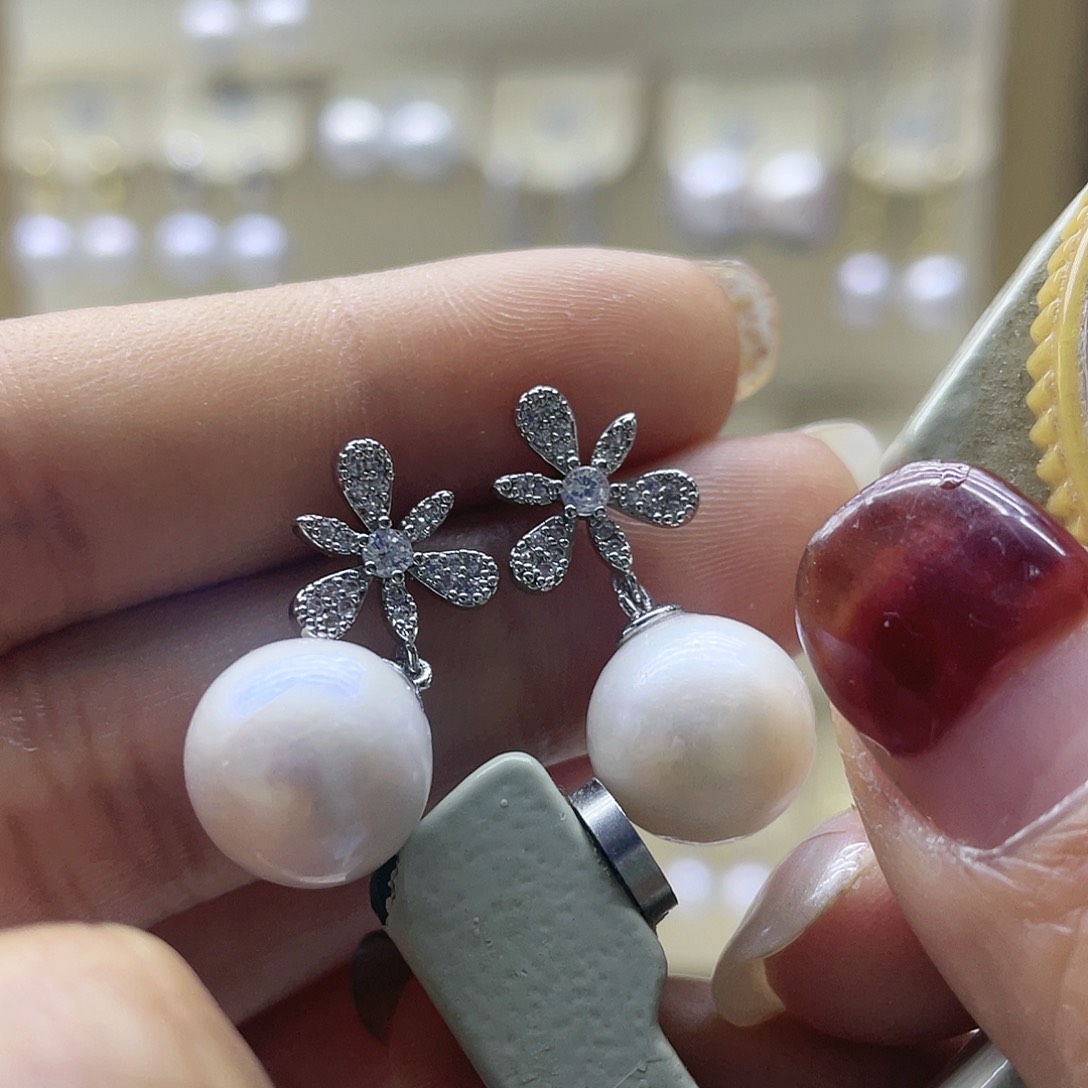 淡水珍珠耳饰银S925镶嵌