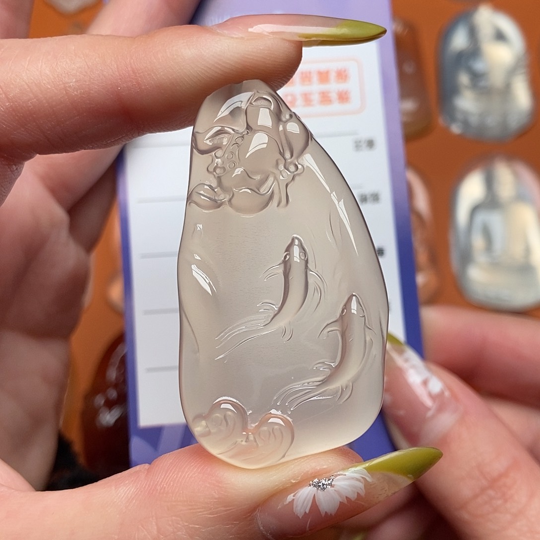 玛瑙/玉髓颈饰未镶嵌