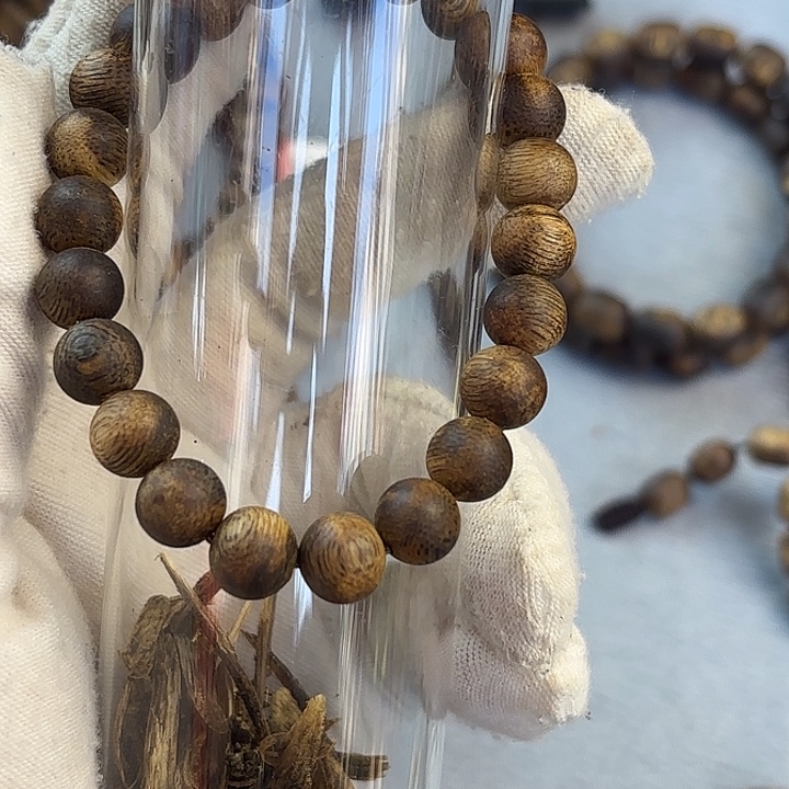 沉香碎屑沉香奇楠沉香08圆珠单圈多样性发一