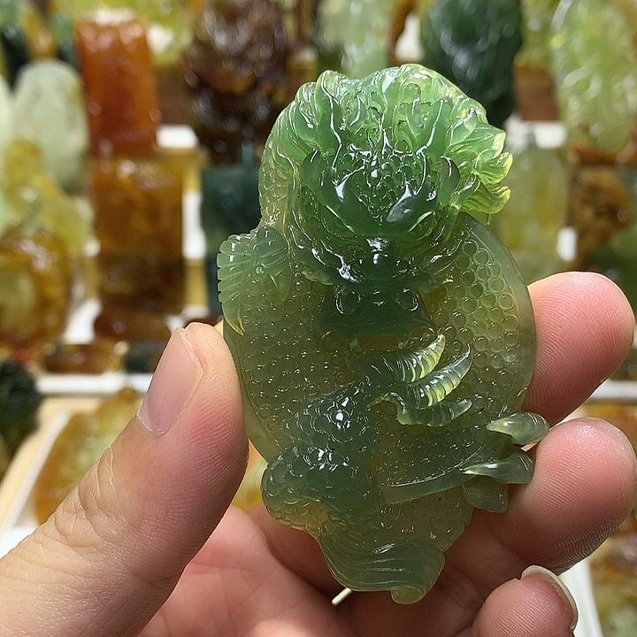 蛇纹石玉未镶嵌珠宝半成品