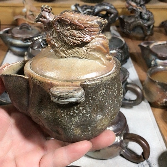 瓷片微瑕的凤凰宝瓶