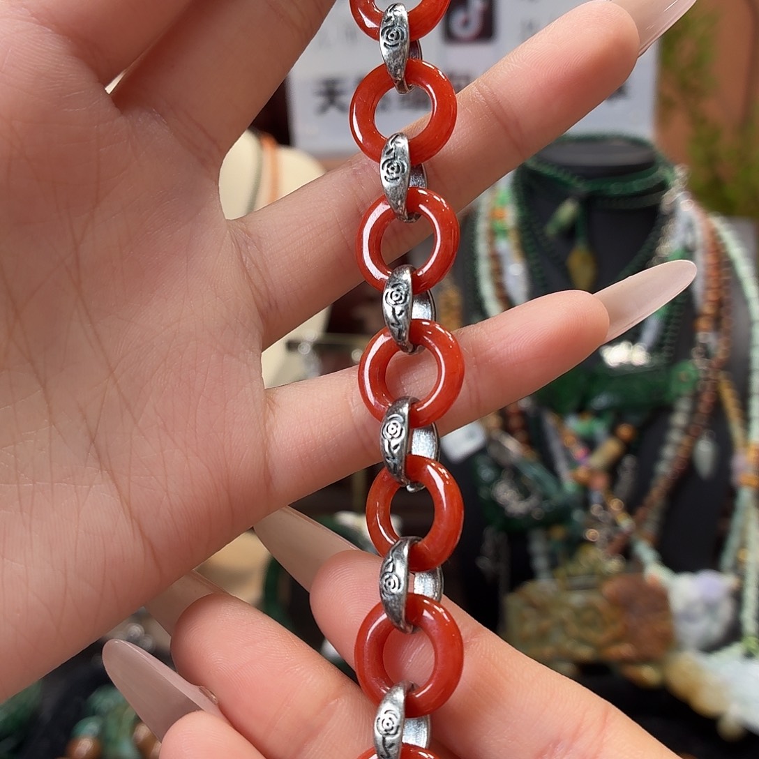 翡翠未镶嵌耳饰手串