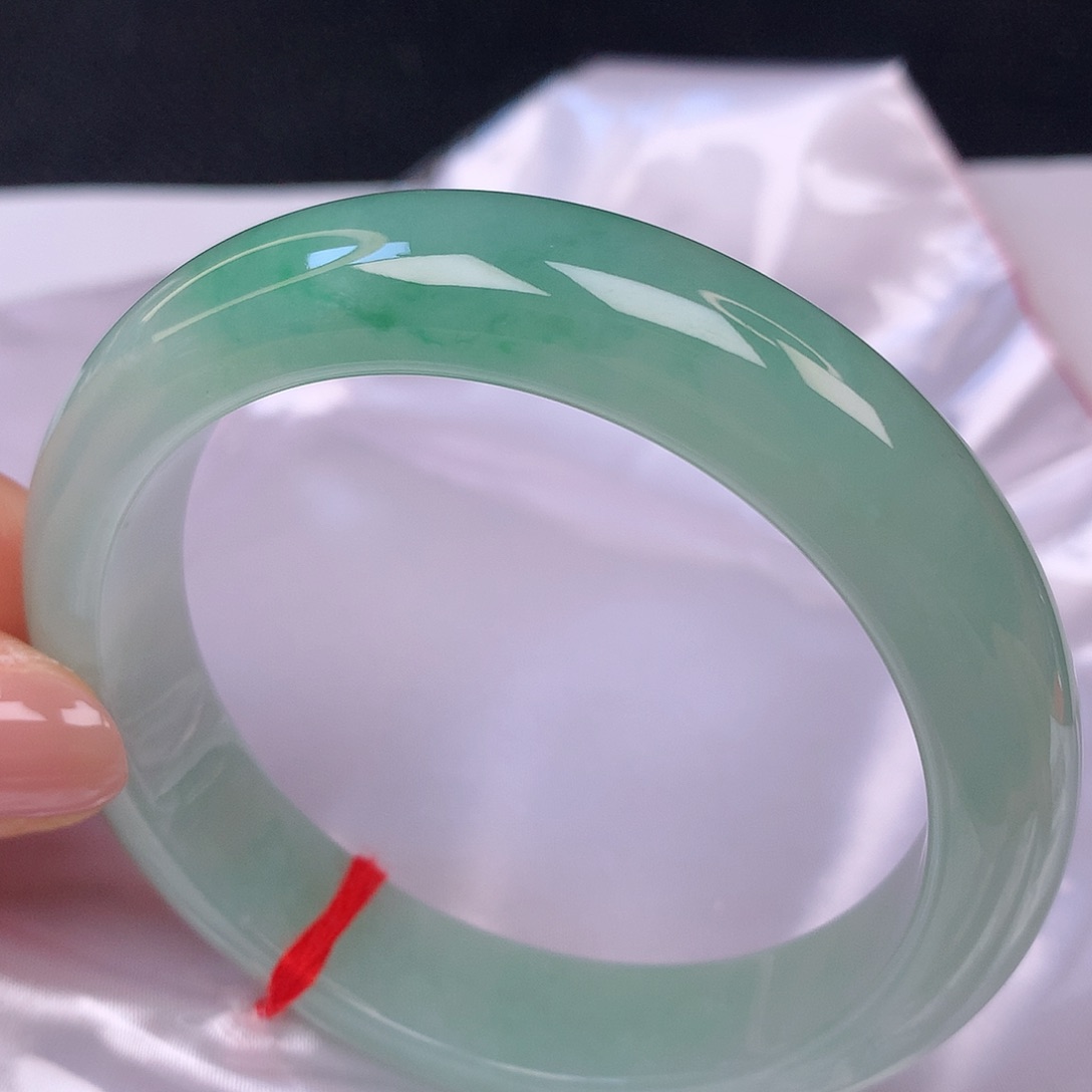【闪购商品】翡翠手镯未镶嵌56+翡翠手镯