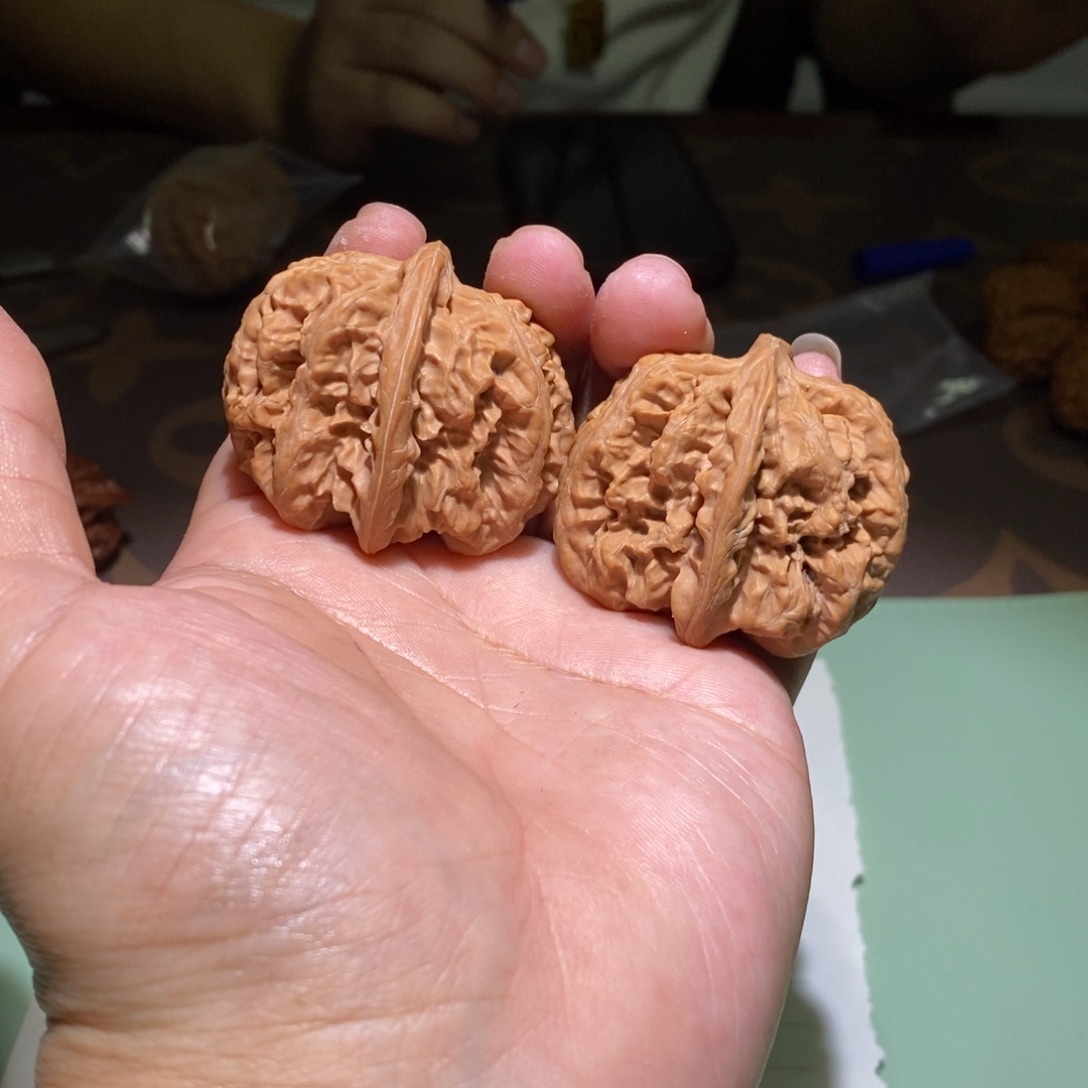 文玩核桃吊坠46尺全品方块