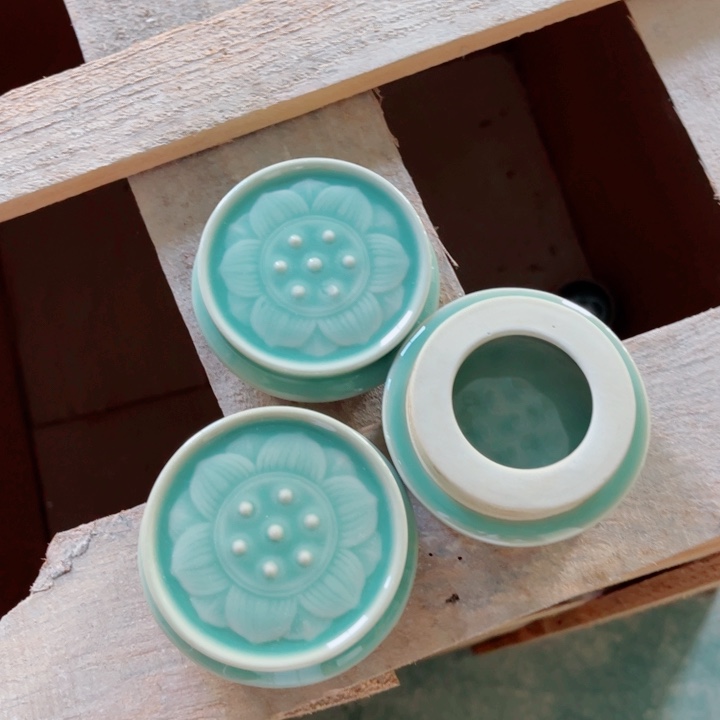 青瓷哈哈哈哈哈哈哈哈哈