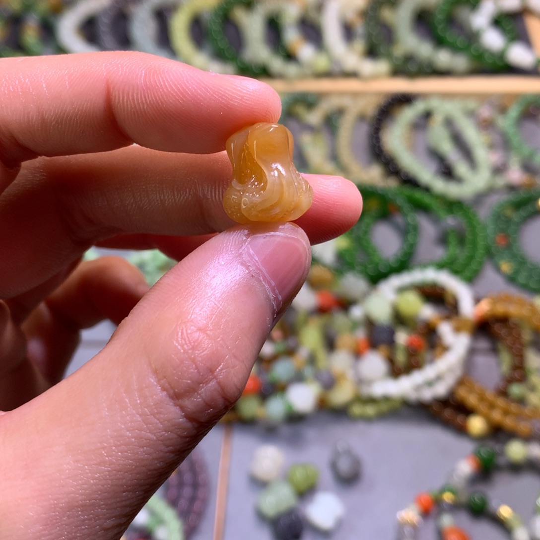 和田玉未镶嵌手链