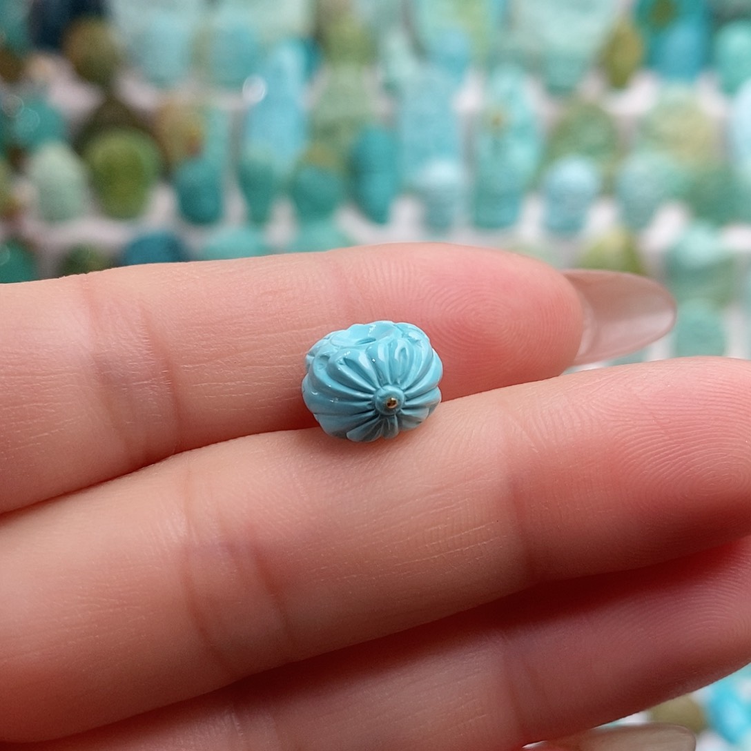 绿松石绿松石未镶嵌