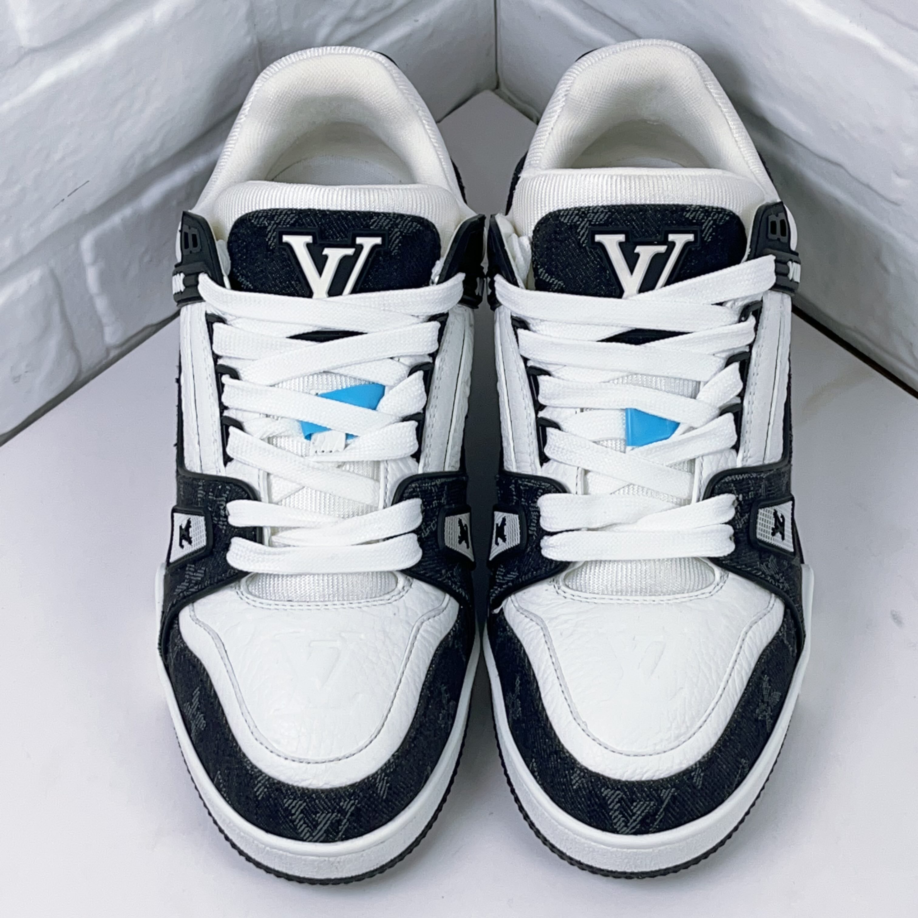 99新 LouisVuitton/路易威登  trainer黑白牛仔 欧码4.5码38.5