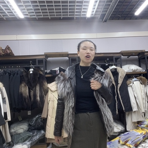 背心好看好看一点