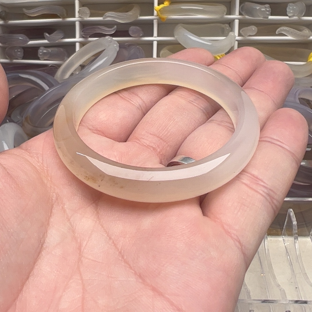 玛瑙/玉髓未镶嵌手镯53.0圈口出单号运费10不退