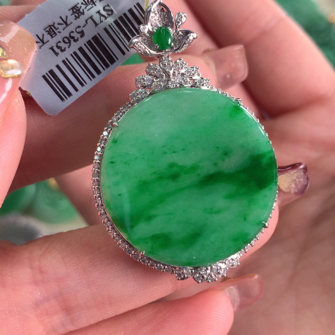 翡翠吊坠(不含链)18K金镶嵌