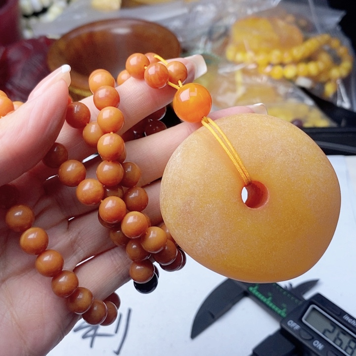 未镶嵌吊坠(不含链)蜜蜡89套装