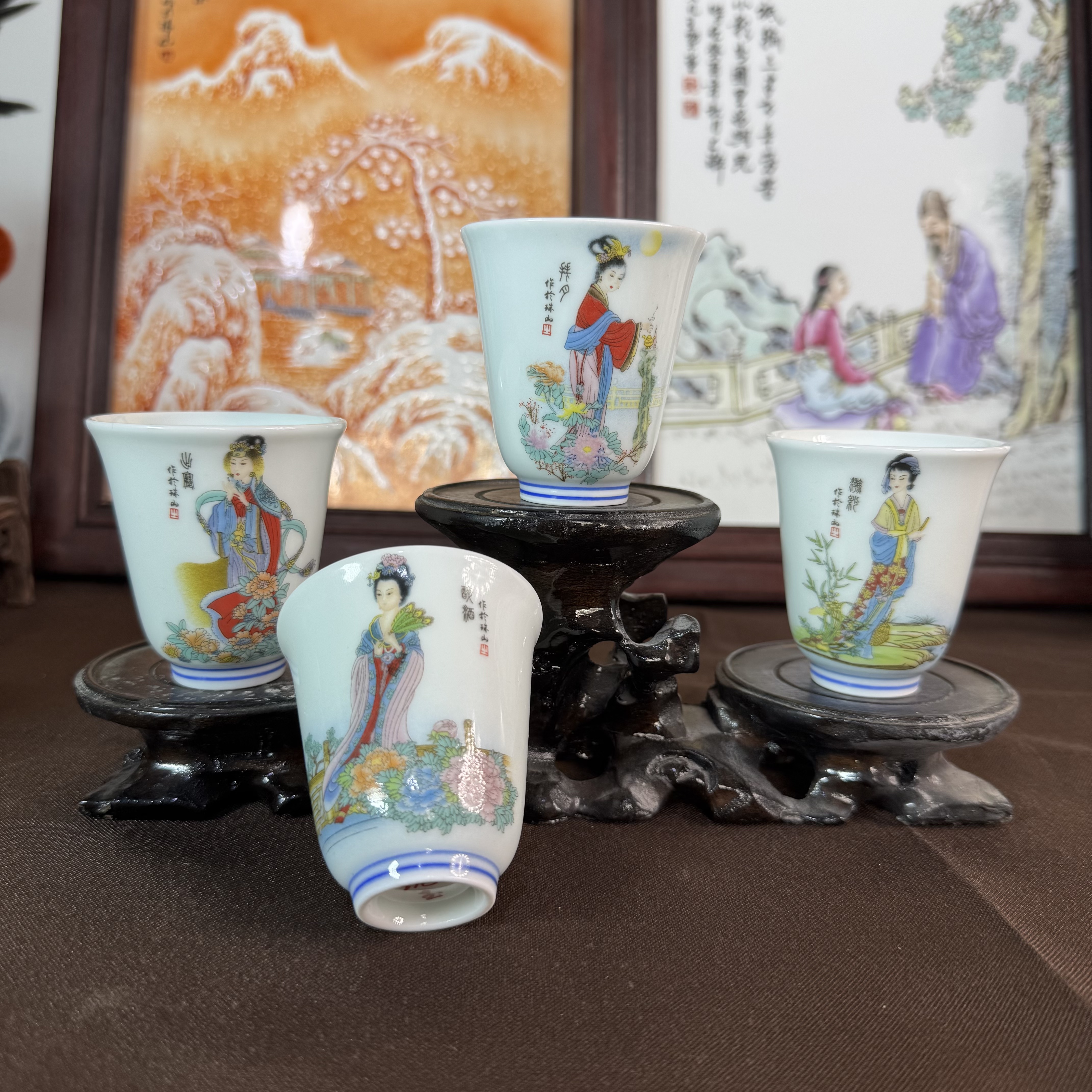 景德镇陶瓷粉彩人物闻香杯四大美女茶杯主人杯景德镇制瓷四件套