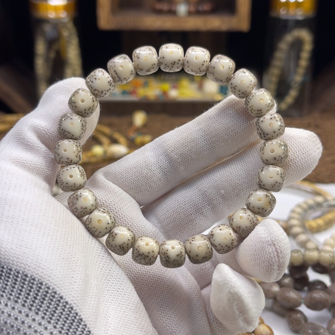 ㅤ***ㅤ星月菩提吊坠A36………………