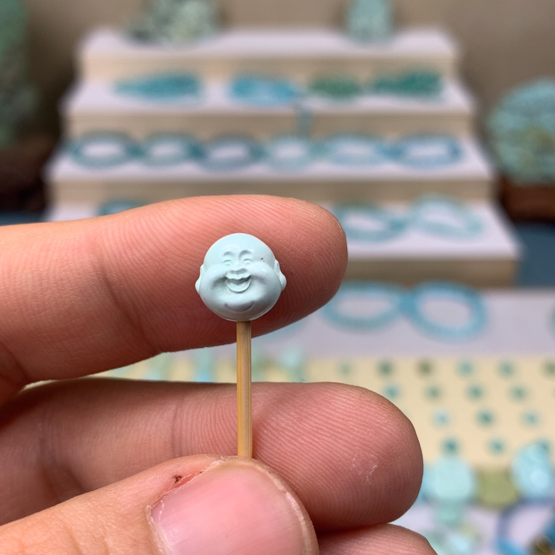 绿松石配饰未镶嵌