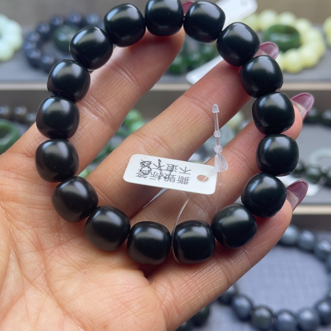 和田玉手链未镶嵌