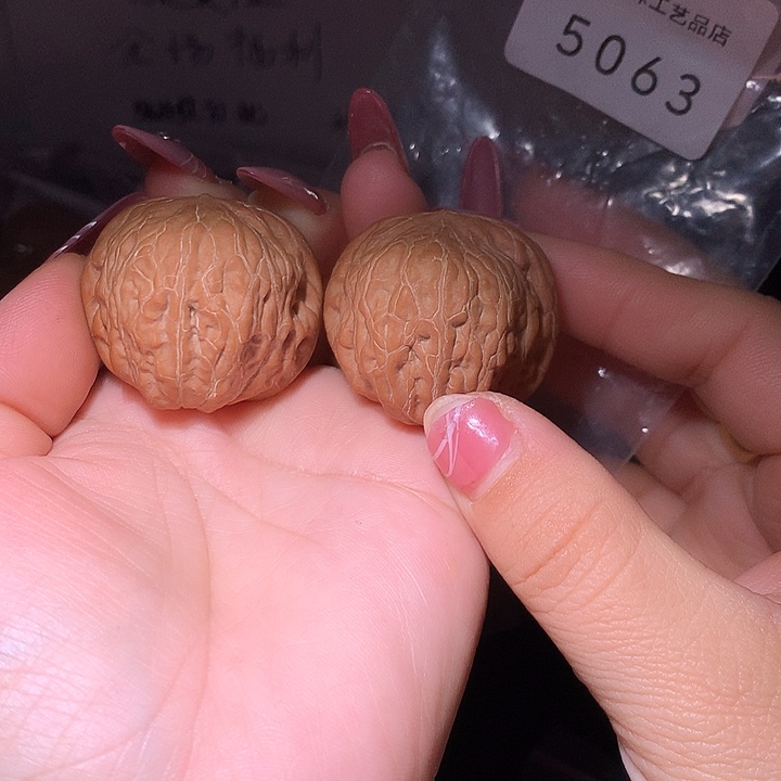 文玩核桃把件铁锤38