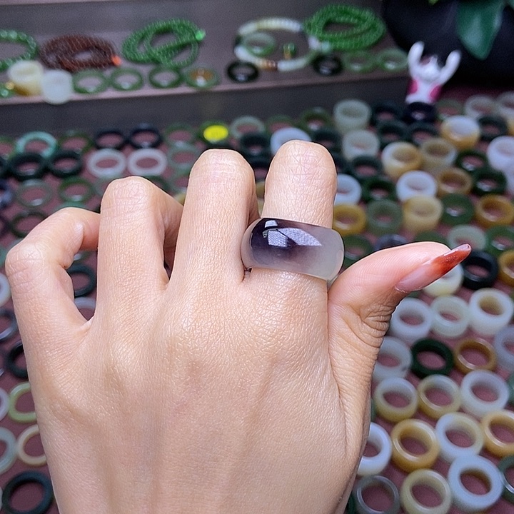 和田玉未镶嵌戒指17.5紫气东来