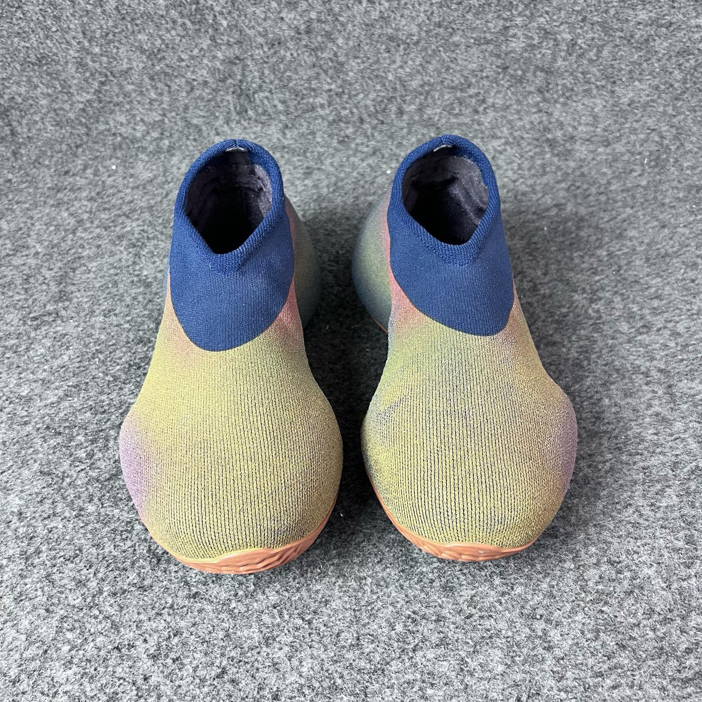 95新 LANVIN yeezy布鞋40码c2813鞋