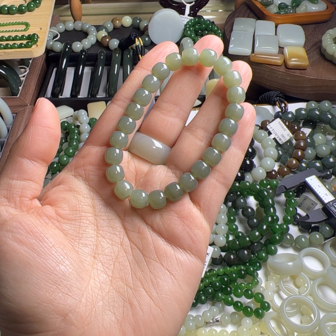 和田玉未镶嵌手链