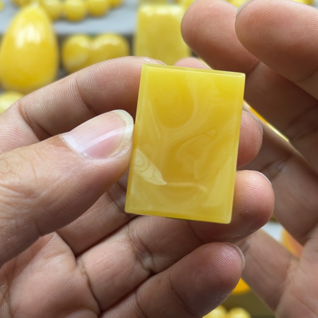 蜜蜡珠宝奇石未镶嵌