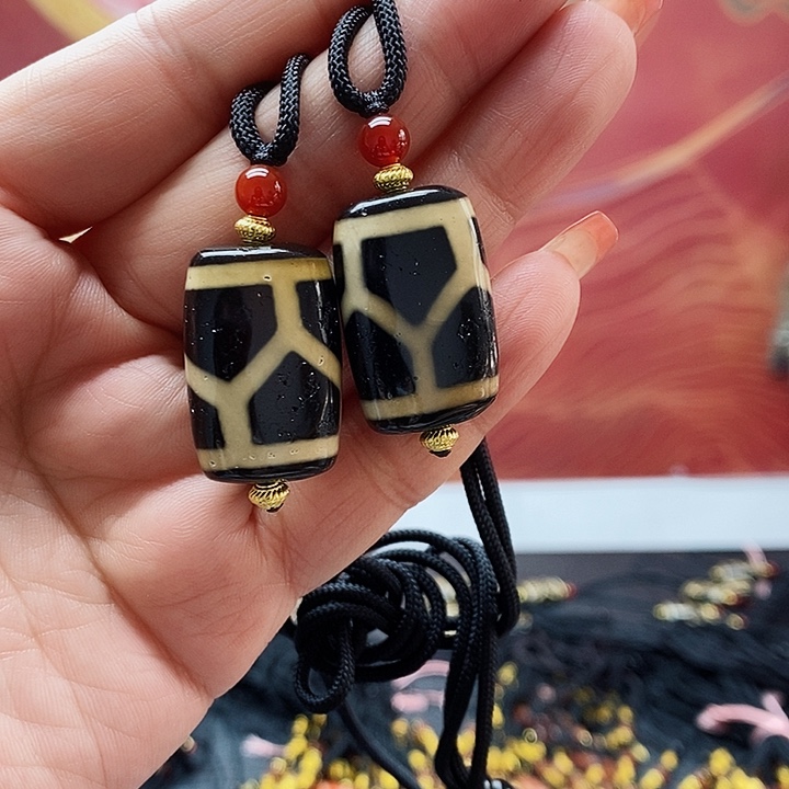 玛瑙/玉髓颈饰合金多样性发其一