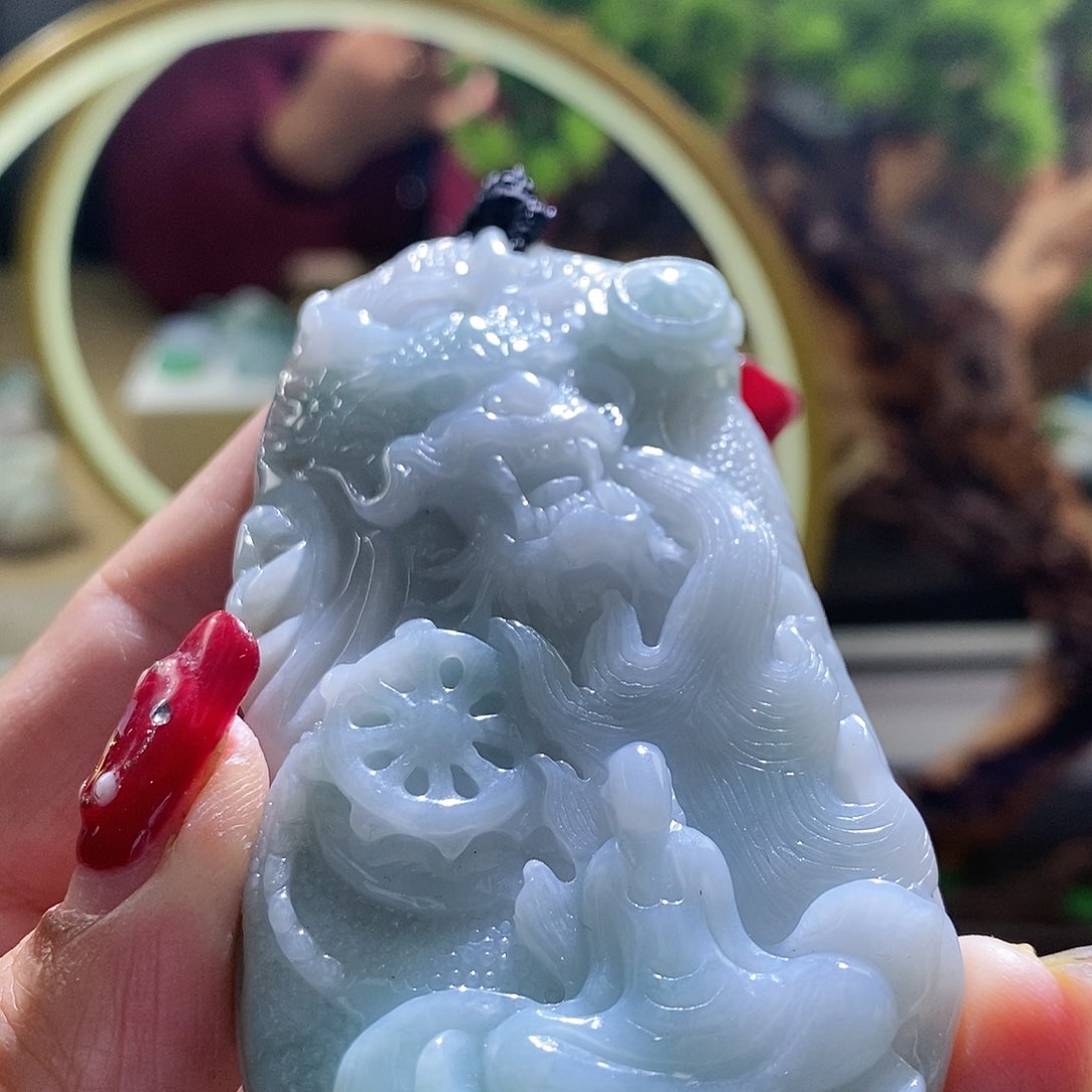 【闪购商品】翡翠颈饰未镶嵌观音