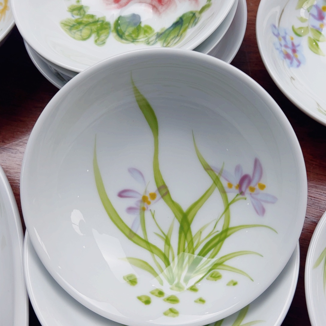 景德镇陶瓷手工手绘制作