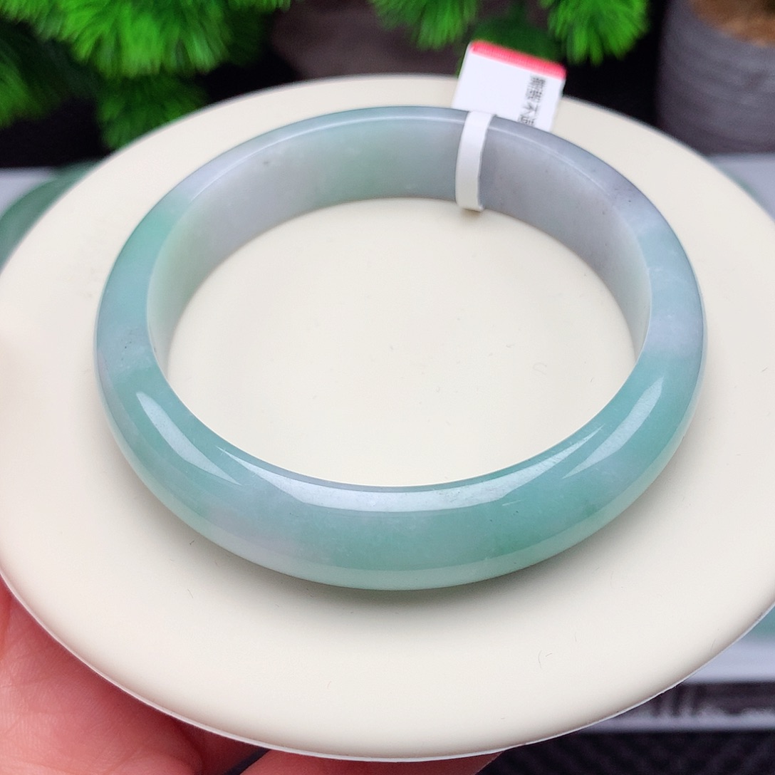 翡翠未镶嵌手镯58圈