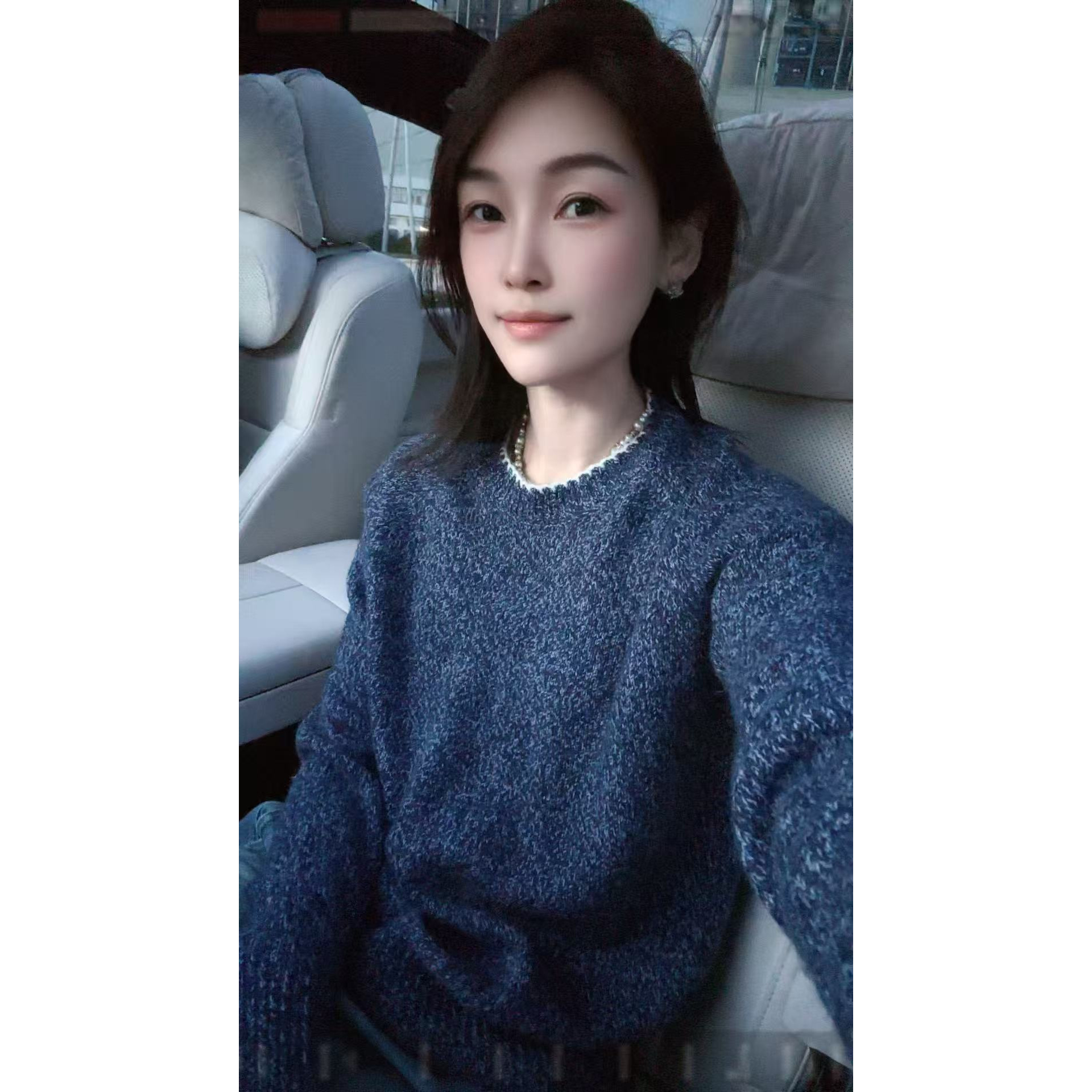 035秋季新款领口针织设计感掺色宽松套头毛衣