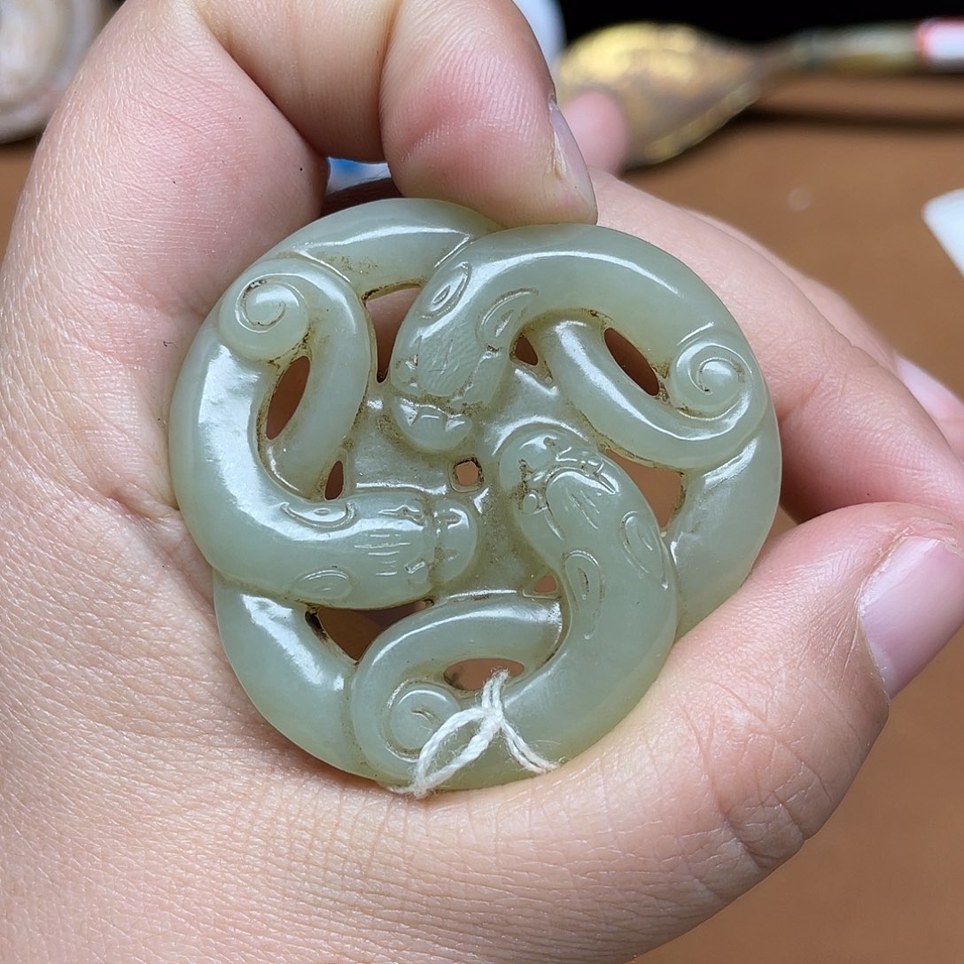 和田玉未镶嵌挂件