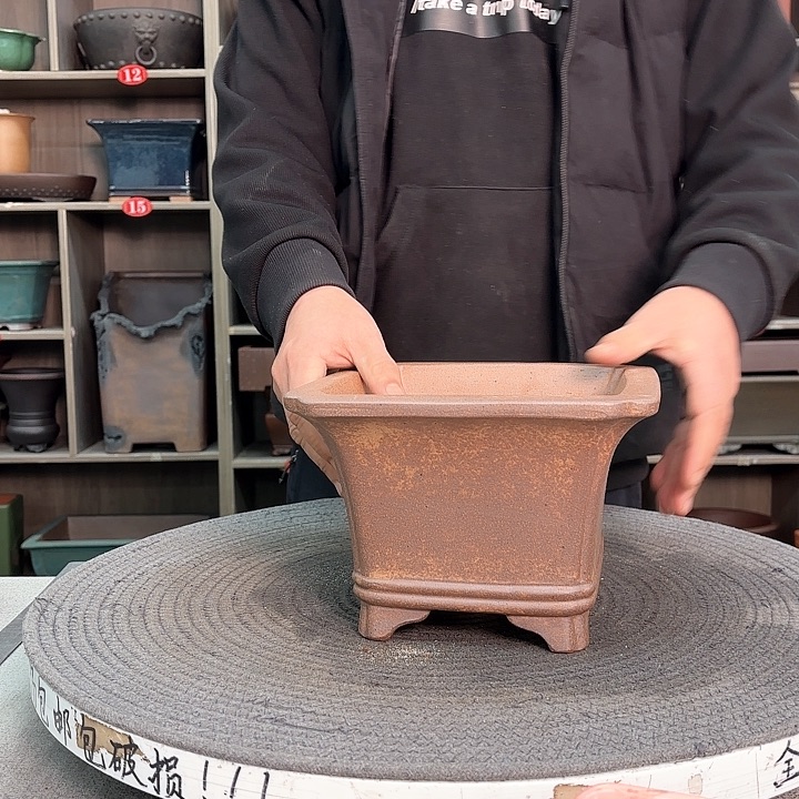 紫砂花盆紫砂的颜色很好看呀