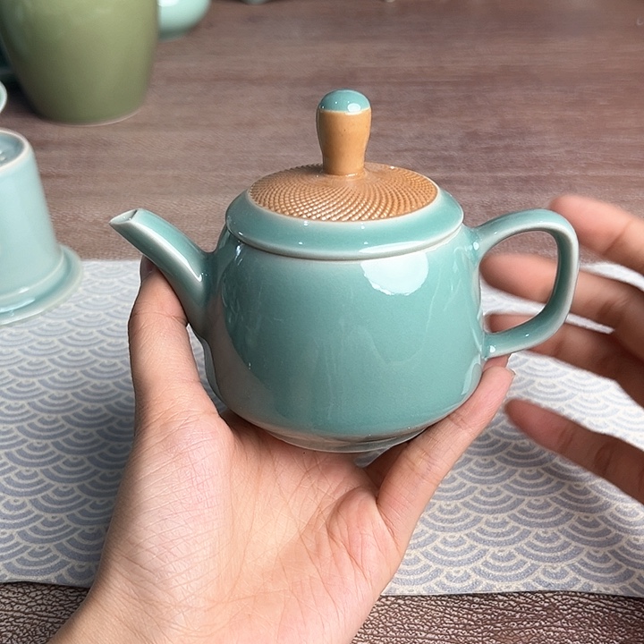 龙泉云间青瓷小米茶器