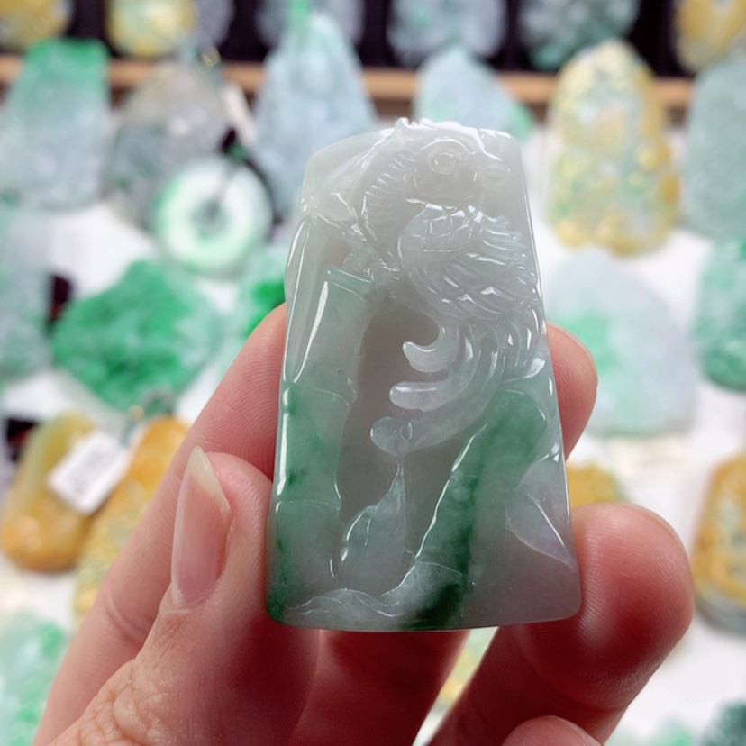 【闪购商品】翡翠吊坠(不含链)未镶嵌