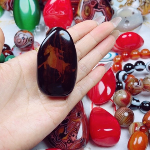 玛瑙/玉髓挂件未镶嵌