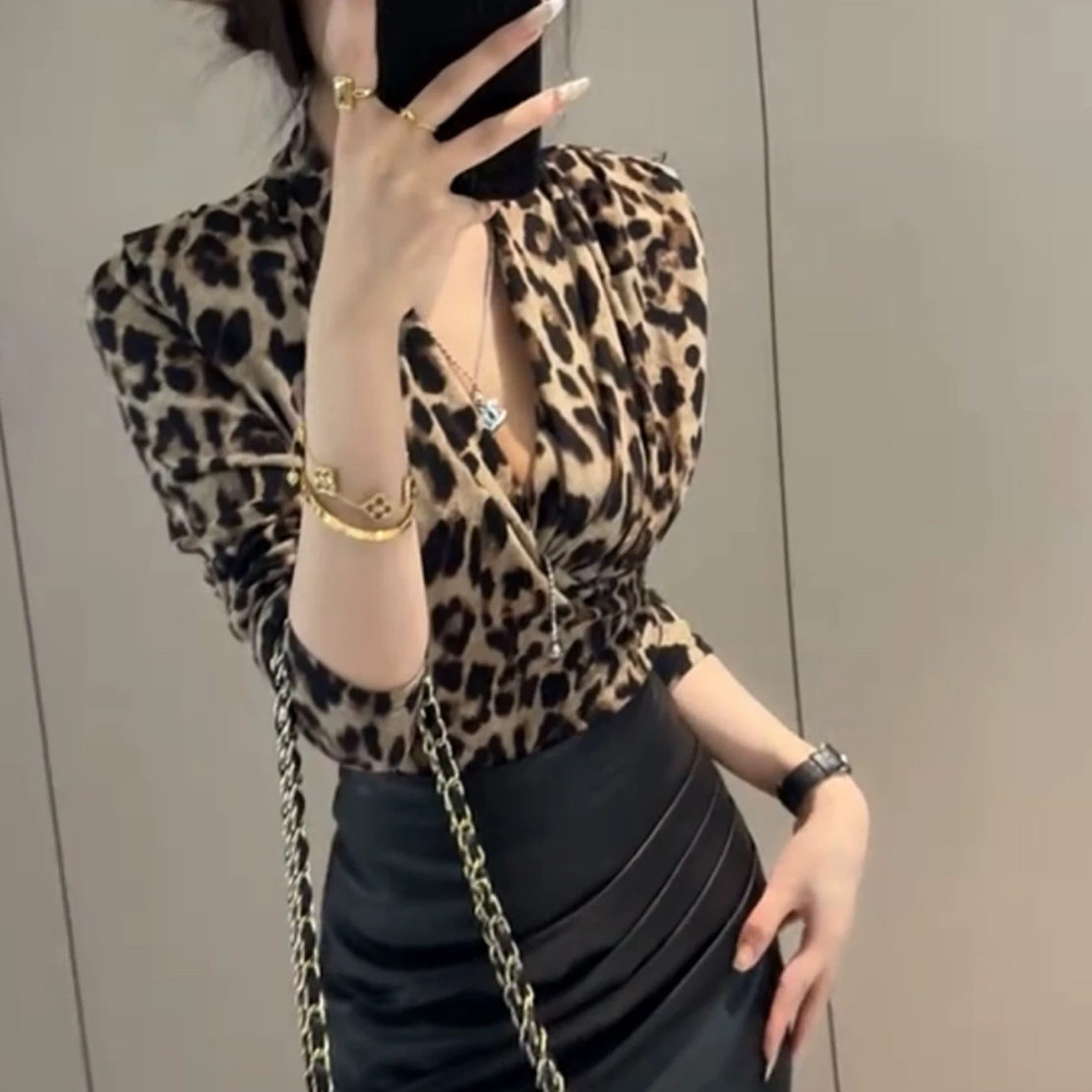 直播间下单外套小衫（非主图款）孤品样衣尾货微瑕介意勿拍no退no换