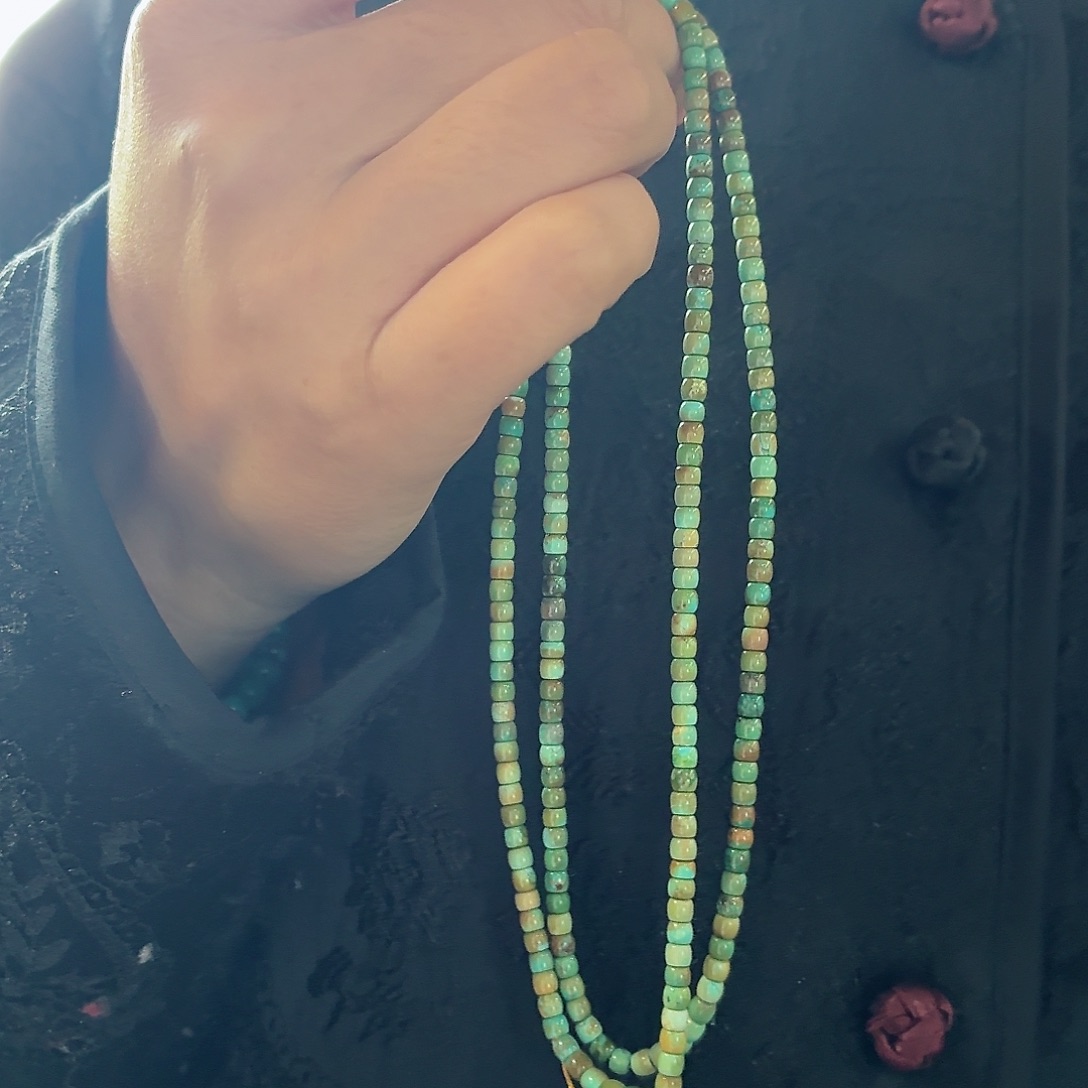 未镶嵌绿松石珠宝奇石