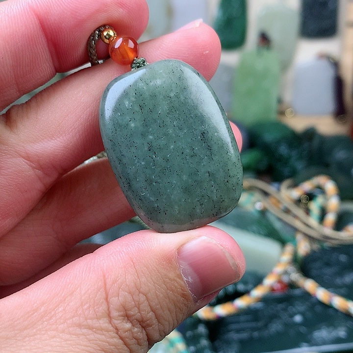 未镶嵌和田玉挂件