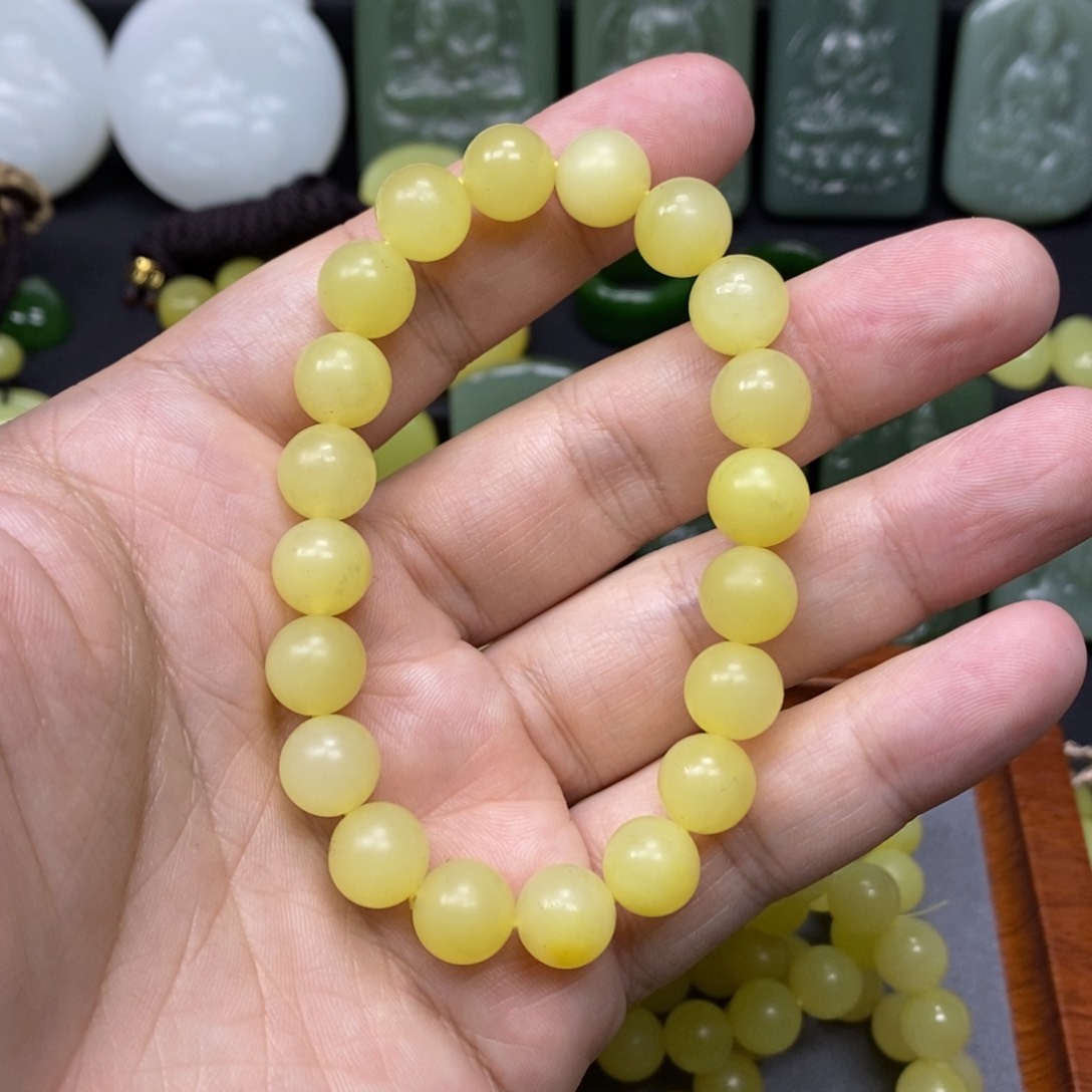 和田玉（黄玉）手串未镶嵌有裂个别