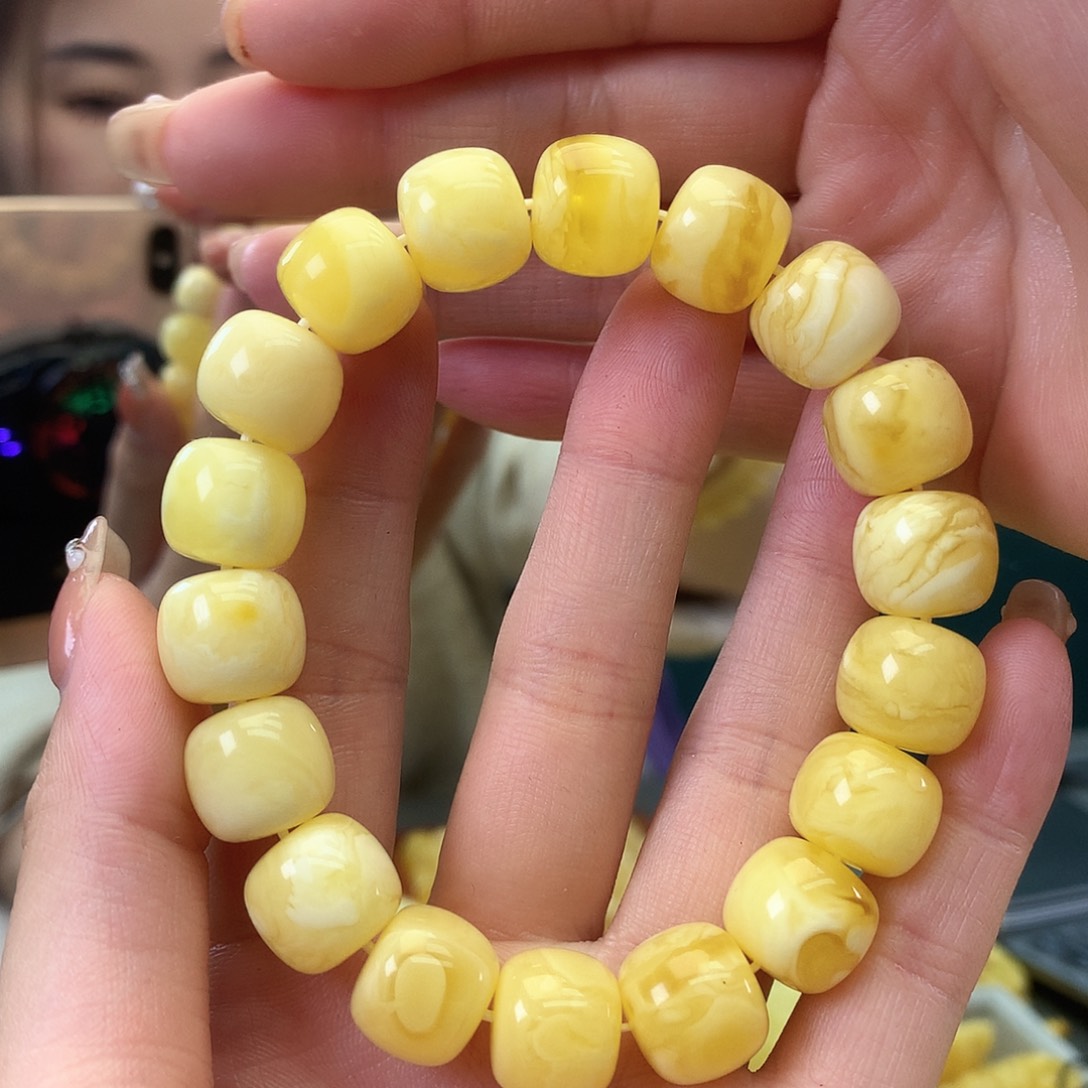 蜜蜡珠宝奇石未镶嵌轩**剧