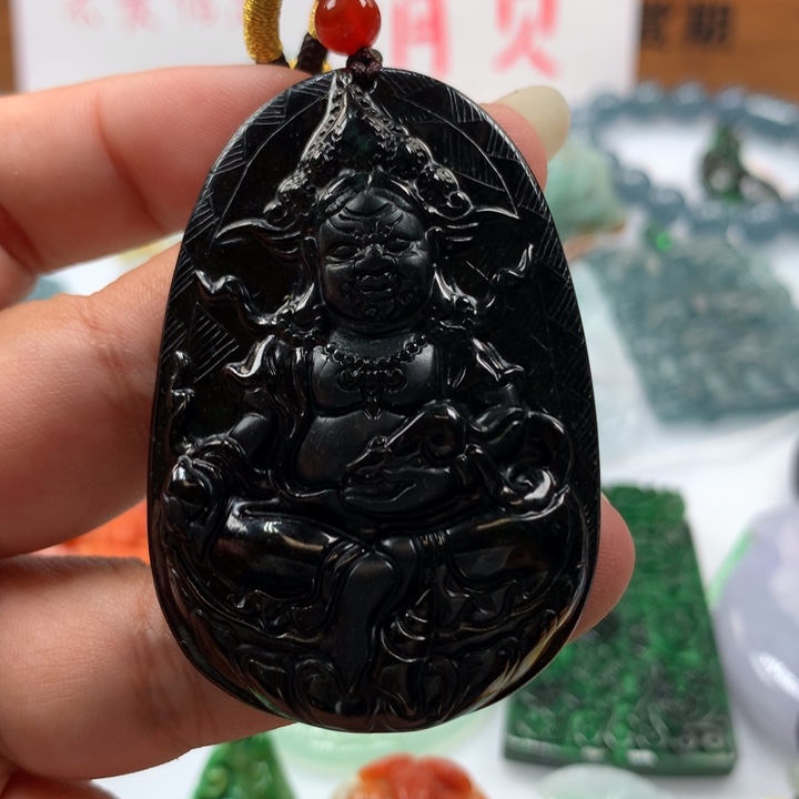 翡翠颈饰未镶嵌保真天然A货翡翠