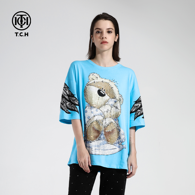 山东-TCH潮牌小熊翅膀烫钻时尚蓝色宽松短袖圆领T恤T212106079